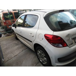 peugeot 207 del año 2010
