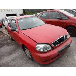 daewoo lanos del año 2001