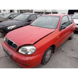 daewoo lanos del año 2001