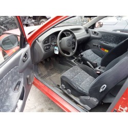 daewoo lanos del año 2001