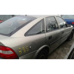 opel vectra b berlina del año 2006