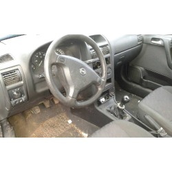 opel astra g berlina del año 1950