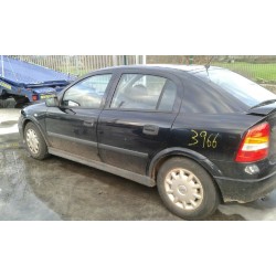 opel astra g berlina del año 1950