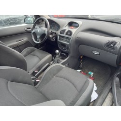 peugeot 206 berlina del año 2006