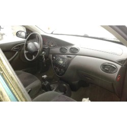 ford focus berlina (cak) del año 1999