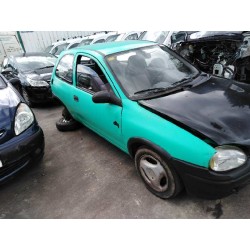 opel corsa b del año 2001