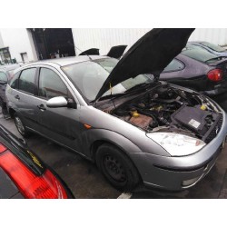 ford focus berlina (cak) del año 2003