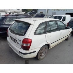mazda 323 berlina f/s (bj) del año 2000