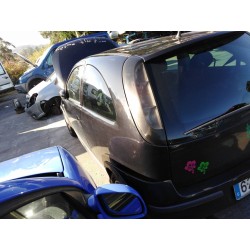 opel corsa c del año 2004