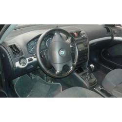 skoda octavia berlina (1z3) del año 2005