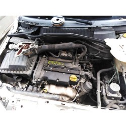 opel corsa c del año 2008