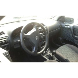 opel astra g berlina del año 1999