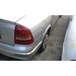 opel astra g berlina del año 1999