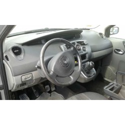 renault scenic ii del año 2004