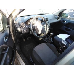 ford fiesta (cbk) del año 2003