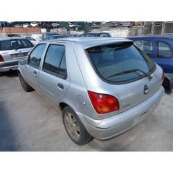 ford fiesta berlina (dx) del año 1999