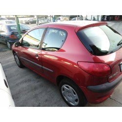 peugeot 206 berlina del año 2001