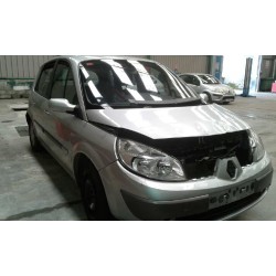 renault scenic ii del año 2006