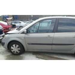 renault scenic ii del año 2005