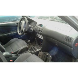 toyota corolla (e11) del año 2000
