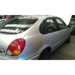 toyota corolla (e11) del año 2000
