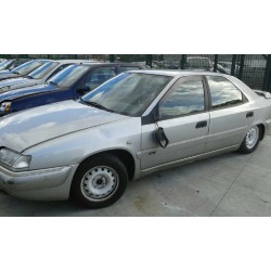 citroen xantia berlina del año 1999