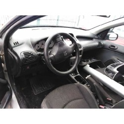 peugeot 206 berlina del año 2006