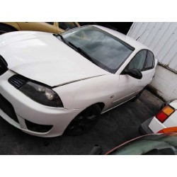 seat ibiza (6l1) del año 2003