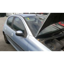 peugeot 206 berlina del año 2003