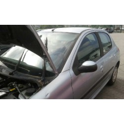 peugeot 206 berlina del año 2003