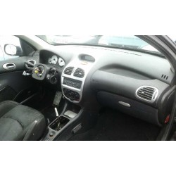 peugeot 206 berlina del año 2003
