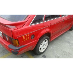 ford escort berlina/turnier del año 1990