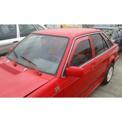 ford escort berlina/turnier del año 1990