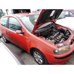 fiat punto berlina (188) del año 2001