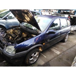 opel corsa b del año 2000