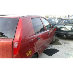 fiat punto berlina (188) del año 2000