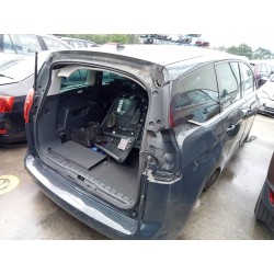 peugeot 5008 del año 2010