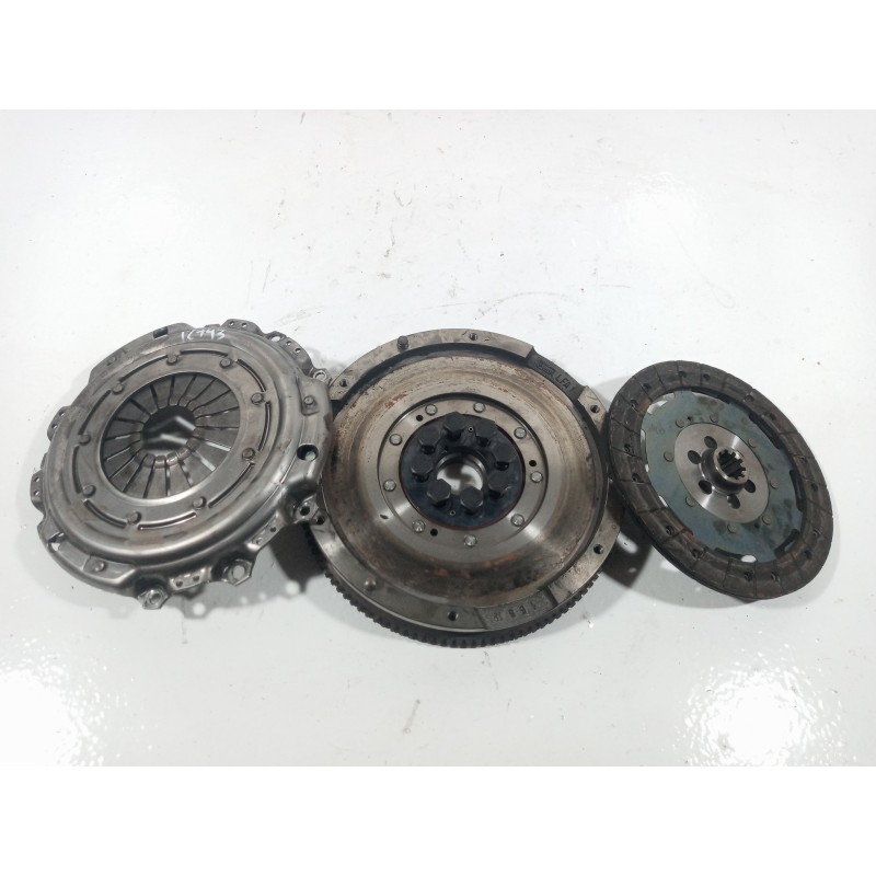 Recambio de kit de embrague para bmw serie 5 berlina (e39) 520i referencia OEM IAM Recambio de kit de embrague para bmw serie 5 berlina (e39) 520i referencia OEM IAM