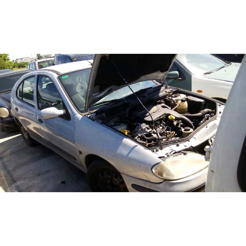 renault megane i fase 2 berlina (ba0) del año 2001