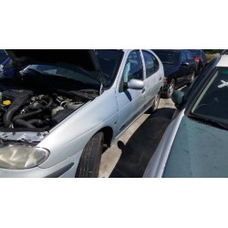 renault megane i fase 2 berlina (ba0) del año 2001