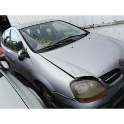 nissan almera tino (v10m) del año 2001