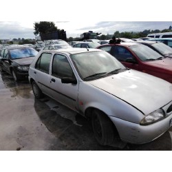 ford fiesta berlina del año 1997