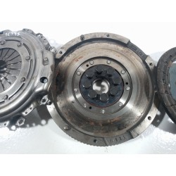 Recambio de kit de embrague para bmw serie 5 berlina (e39) 520i referencia OEM IAM   