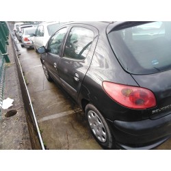 peugeot 206 berlina del año 2005