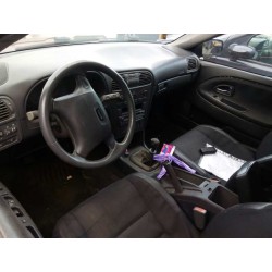 volvo v40 familiar del año 2001
