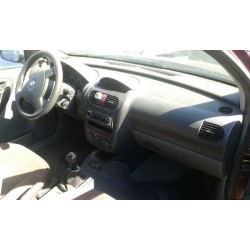 opel corsa c del año 2002