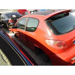 peugeot 206 berlina del año 2004