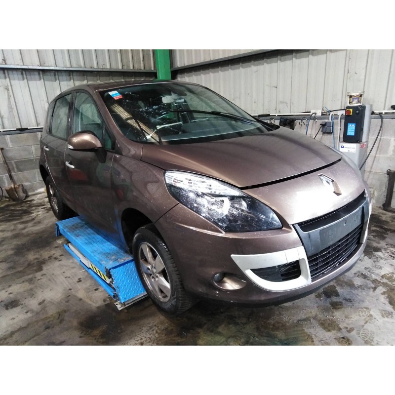 renault scenic iii del año 2011