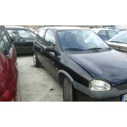opel corsa b del año 2000