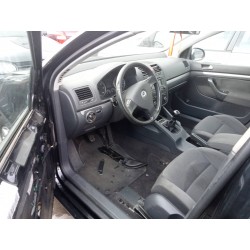 volkswagen golf v berlina (1k1) del año 2004